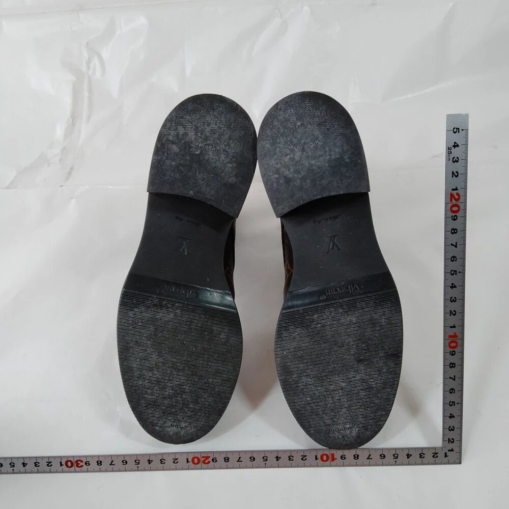 Louis Vuitton Boots Women Browns Leather (calf) 510-081425 - Picture 8 of 9